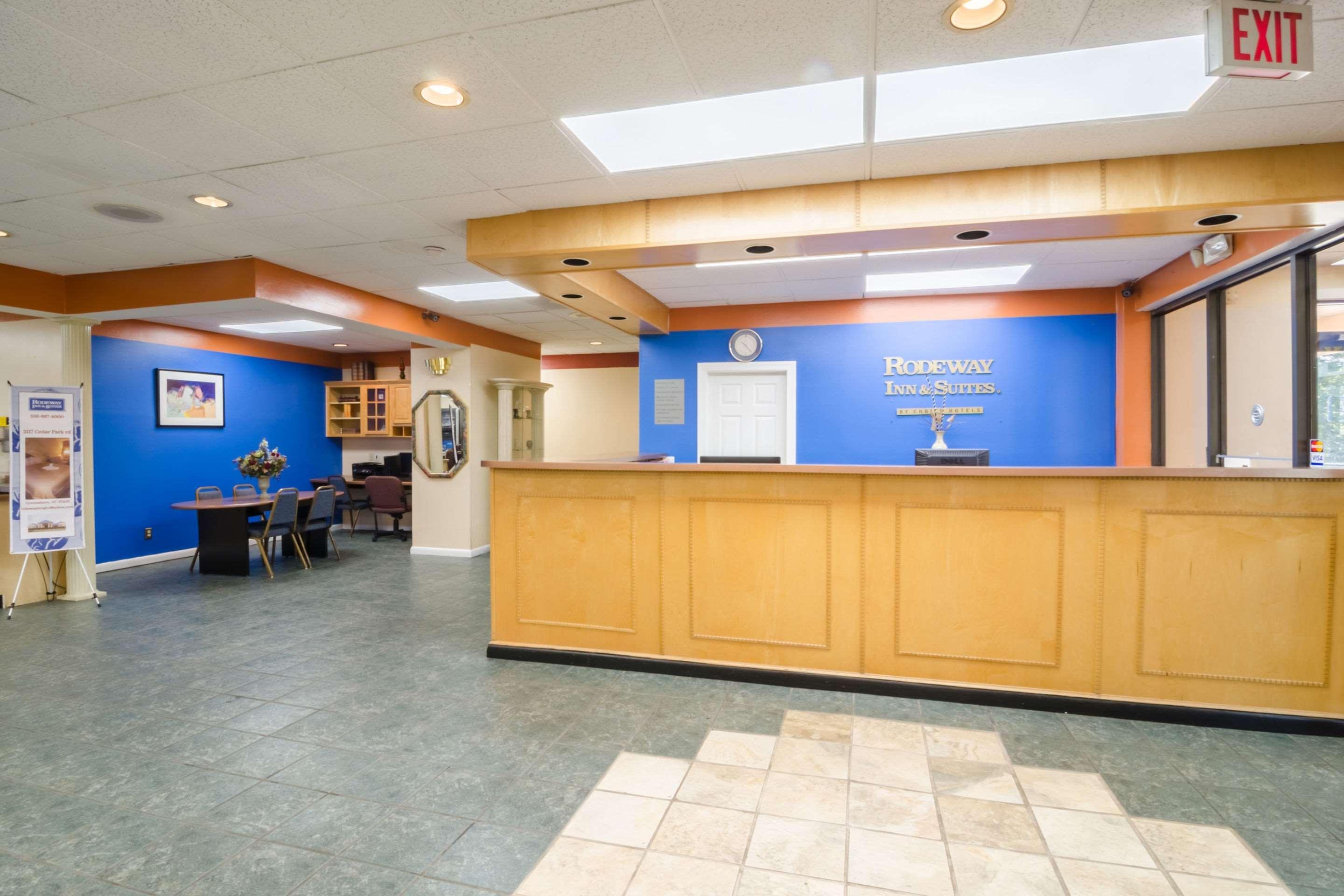 Oyo Hotel Greensboro East I 40 מראה חיצוני תמונה