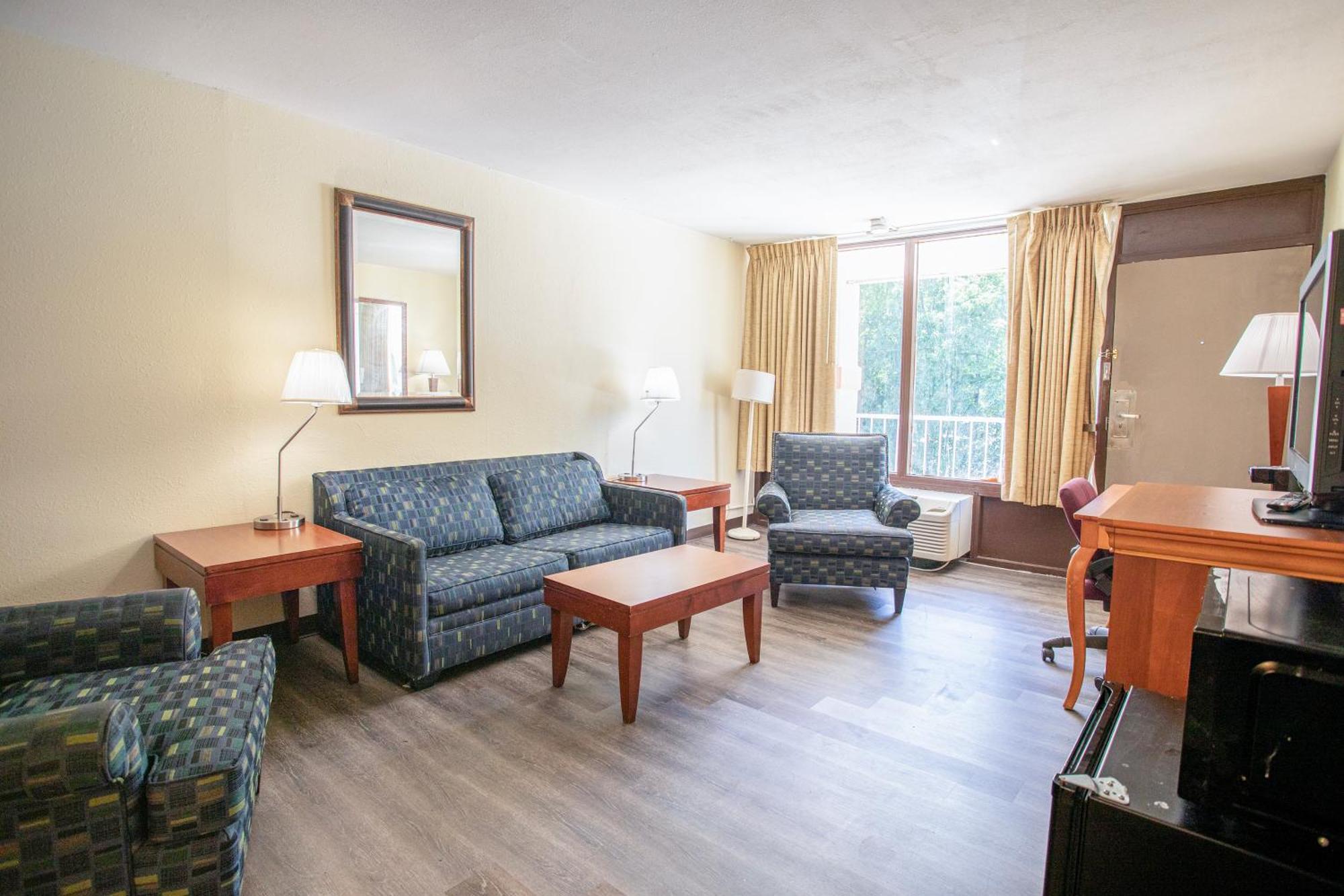 Oyo Hotel Greensboro East I 40 מראה חיצוני תמונה
